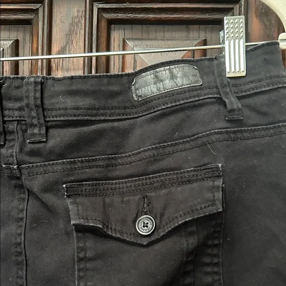 UNIONBAY Black Utility Cargo Pants - Picture 7 of 10